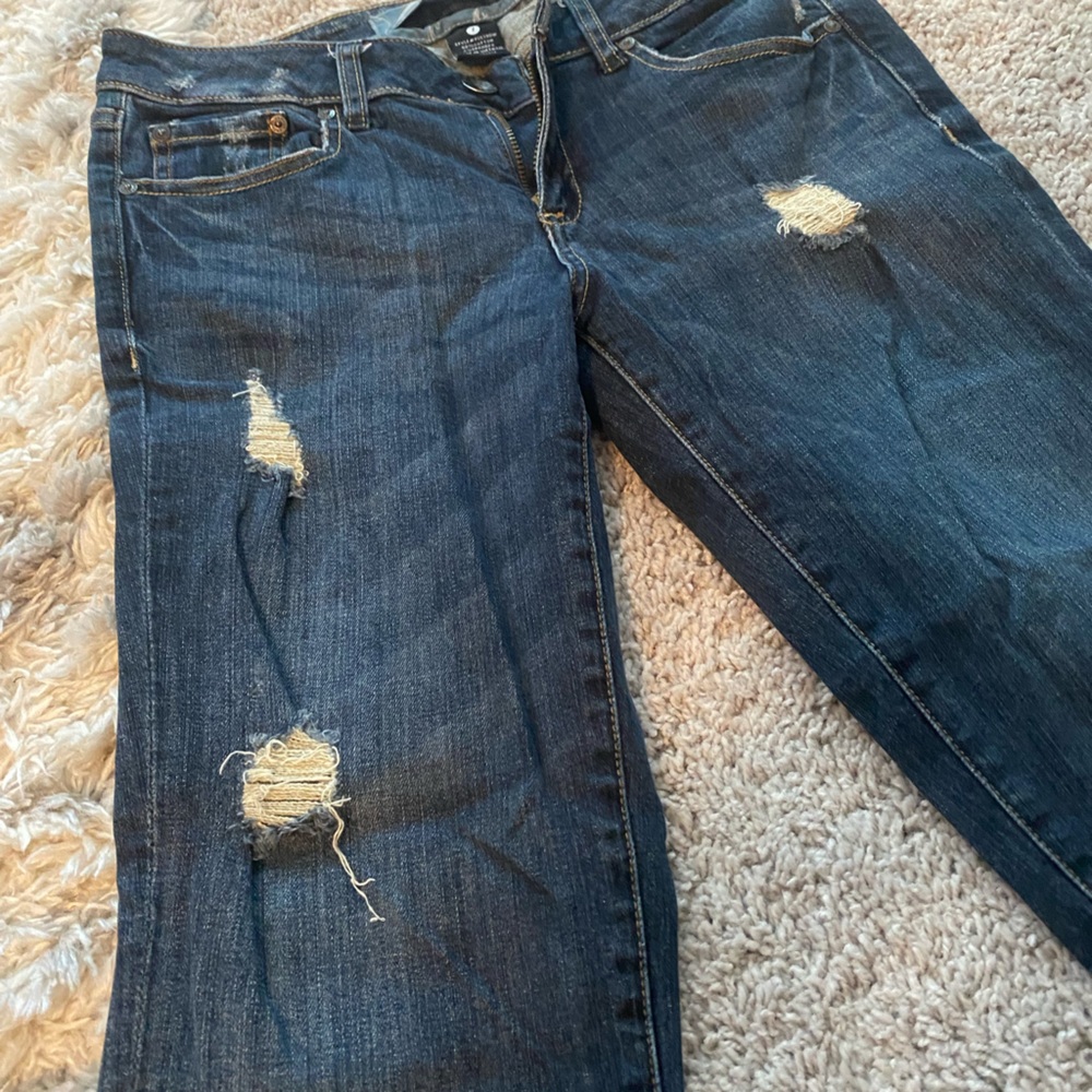 Charlotte Russe dark Jean capris - refuge - Picture 2 of 4